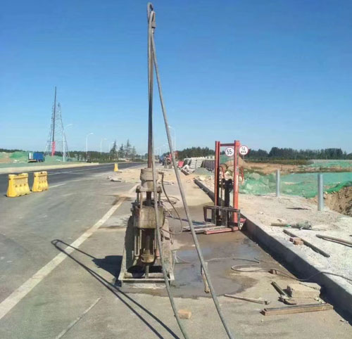 梁河公路高聚物注浆加固